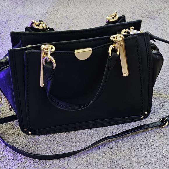 Coach Mini Black Purse with Gold Accents,  Three Pockets, New - Picture 2 of 7